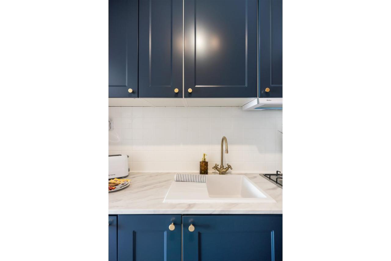 Metro Dworzec Gdanski Elegant Studio Appartement Warschau Buitenkant foto