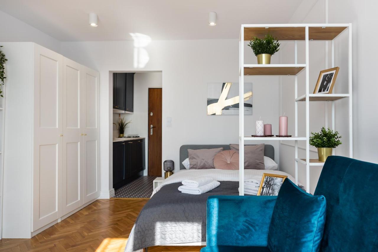 Metro Dworzec Gdanski Elegant Studio Appartement Warschau Buitenkant foto