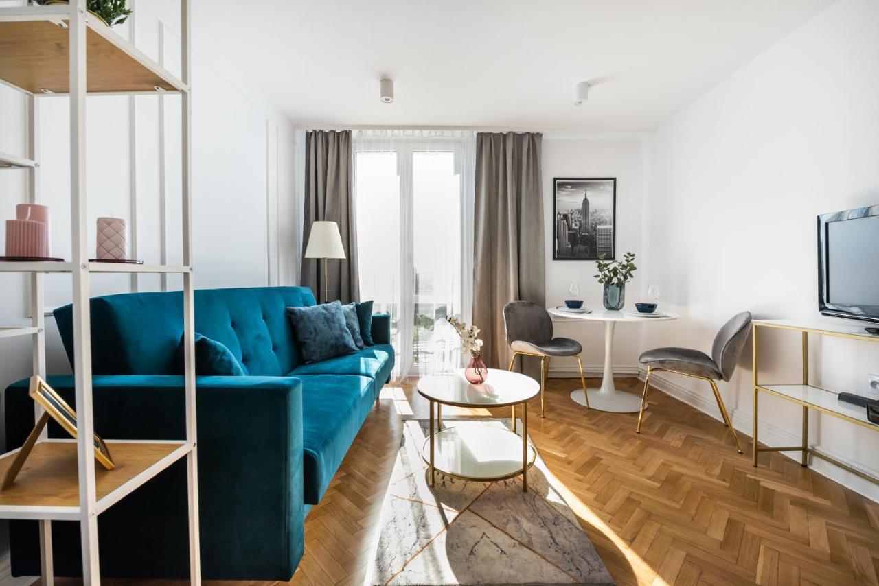 Metro Dworzec Gdanski Elegant Studio Appartement Warschau Buitenkant foto